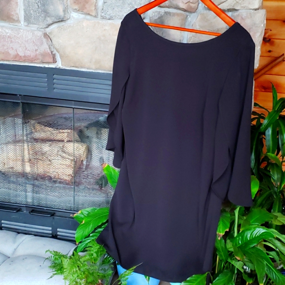 Maurices Shift Dress/Bell Sleeves (Size LG)